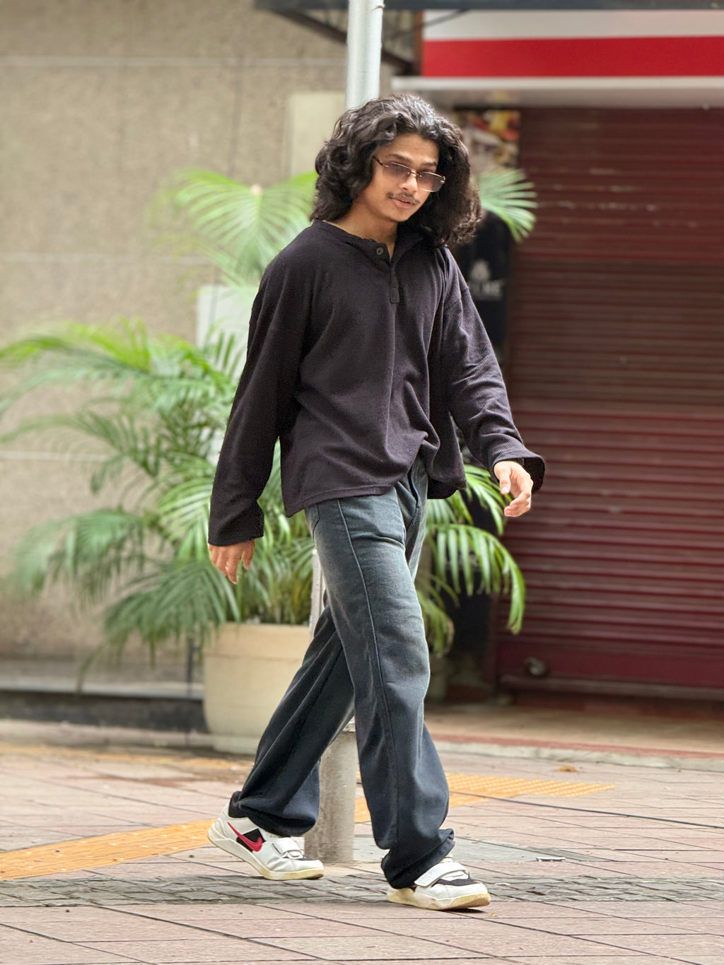 Dumbbers Henley Charcoal Black